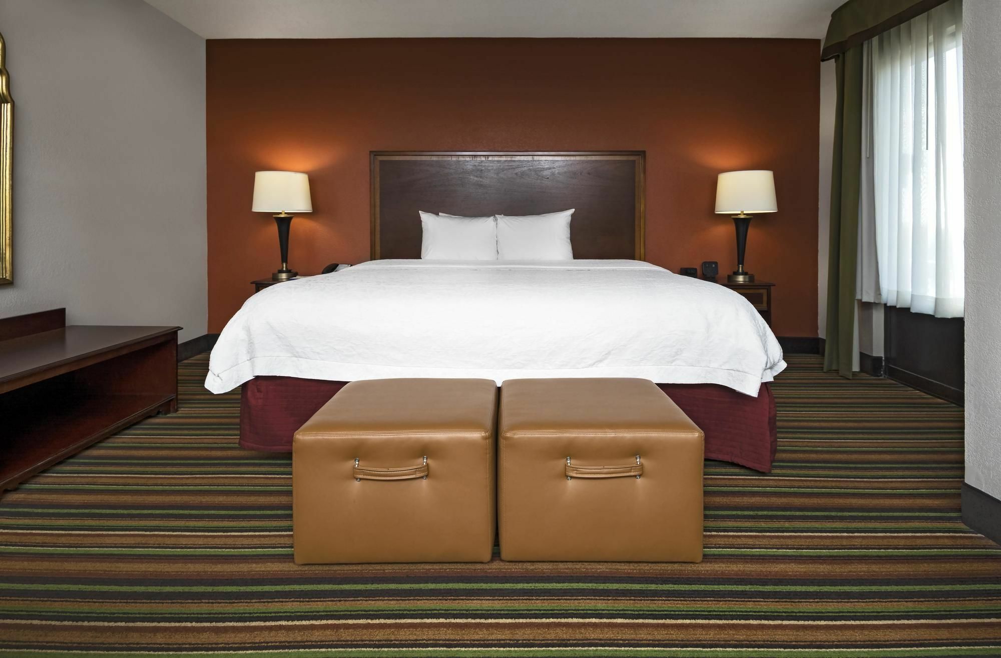 Hampton Hanes Mall Hotel Winston-Salem